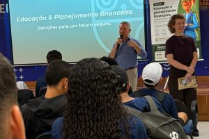 Ações presenciais da Capital Prev na Semana ENEF alcançaram 127 estudantes da rede pública